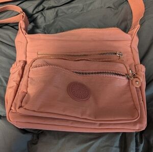 Seeingly Medium Crossbody